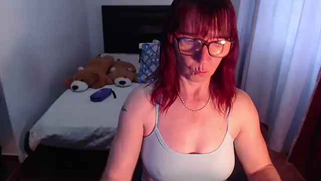 Snapshot of pamelaa_jagger chatting on February 2, 12:37 pm pamelaa jagger online show from February 2, 12:37 pm