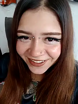 Snapshot of sara_winehouse1 chatting on November 20, 7:57 pm sara winehouse1 online show from November 20, 7:57 pm