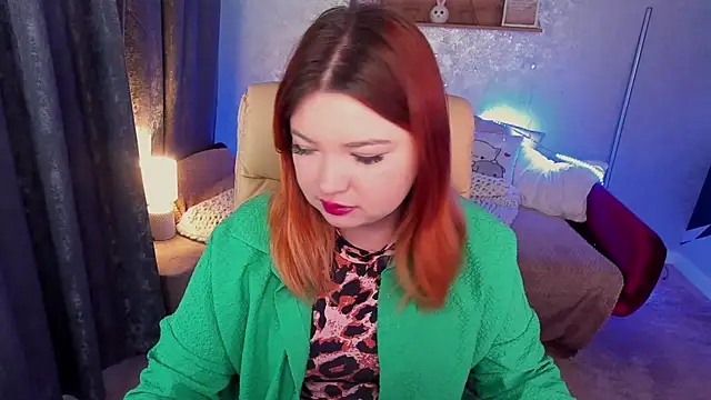RosieMoons online show from January 14, 7:17 am