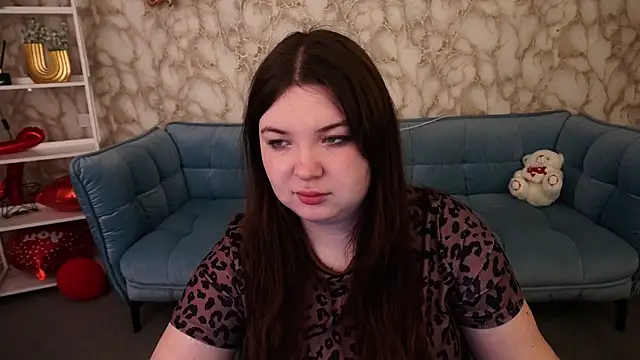 RosieMoons online show from February 24, 8:18 pm