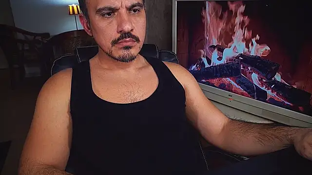 officeman7 online show from January 11, 6:12 pm