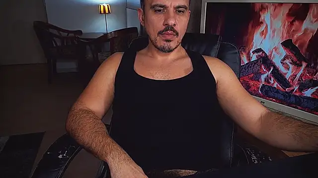 officeman7 online show from January 23, 4:26 pm