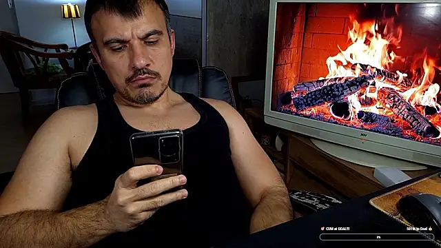 officeman7 online show from March 28, 2:49 pm