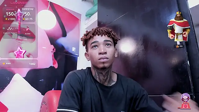 sexy blacks  online show from January 25, 2:47 pm