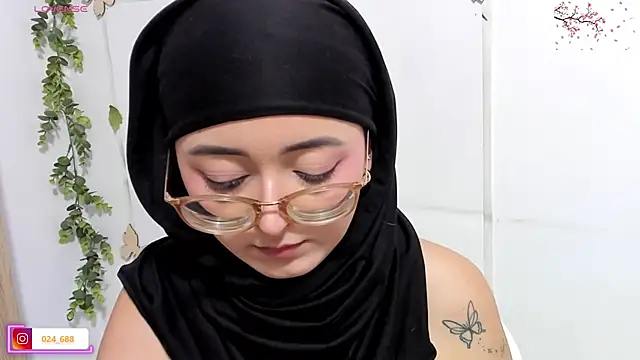 Snapshot of aysel_elid chatting on May 27, 9:12 pm aysel elid online show from May 27, 9:12 pm