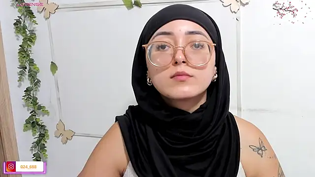 Snapshot of aysel_elid chatting on July 24, 10:30 pm aysel elid online show from July 24, 10:30 pm