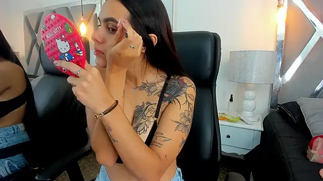 ChloeHarper  online show from October 25, 12:56 pm