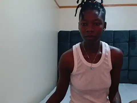 Snapshot of Kimberllie_s chatting on December 17, 7:40 am Kimberllie s online show from December 17, 7:40 am