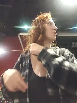 Exhibitionsplit online show from March 21, 11:08 pm