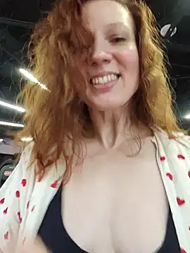 Exhibitionsplit online show from June 3, 11:35 am