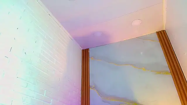 CoralineSweett online show from October 11, 3:39 am