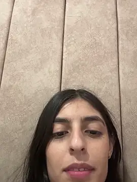 Snapshot of cristel_17 chatting on January 24, 3:22 am cristel 17 online show from January 24, 3:22 am