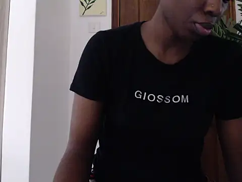 black   ghodess online show from February 13, 6:53 am