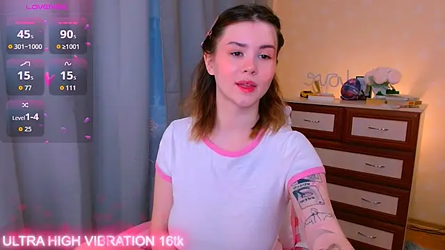 cutie mili online show from October 18, 9:21 am