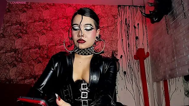 irregular fetish  online show from December 12, 4:04 am