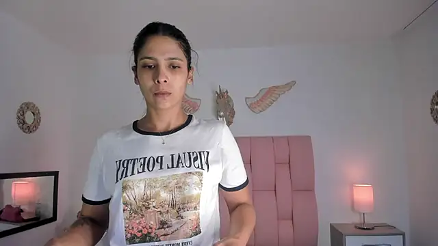 Snapshot of VeronikaOlsen chatting on December 26, 12:38 pm VeronikaOlsen online show from December 26, 12:38 pm