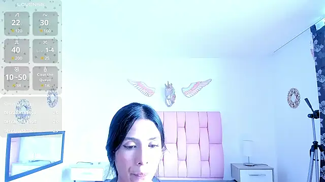 Snapshot of VeronikaOlsen chatting on December 31, 6:35 pm VeronikaOlsen online show from December 31, 6:35 pm
