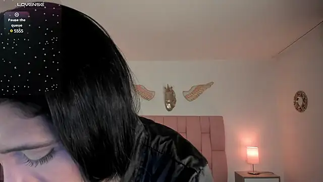 Snapshot of VeronikaOlsen chatting on January 15, 8:30 am VeronikaOlsen online show from January 15, 8:30 am