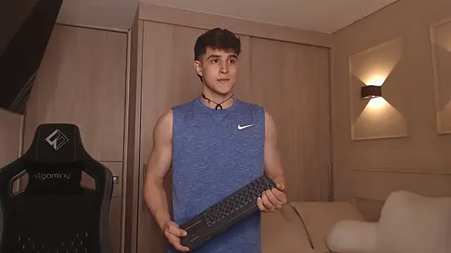 thomklein online show from April 20, 7:37 pm