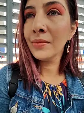 scarlett moore online show from November 2, 3:25 pm