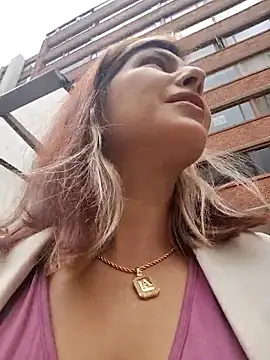 scarlett moore online show from March 6, 3:41 pm