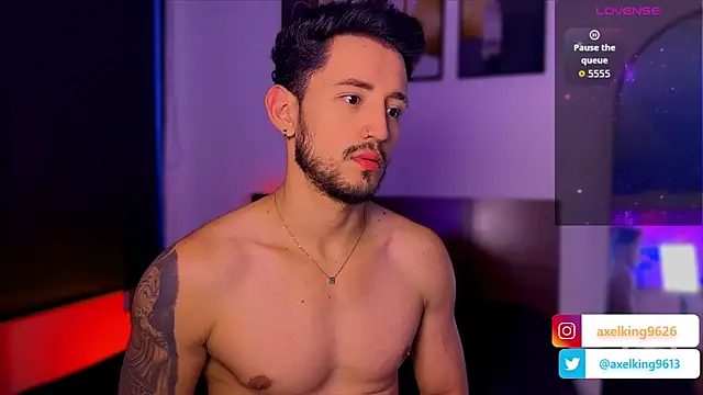 Snapshot of AxelKing1326 chatting on February 24, 9:24 pm AxelKing1326 online show from February 24, 9:24 pm