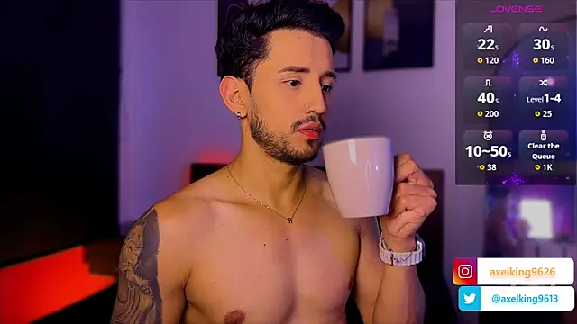 Snapshot of AxelKing1326 chatting on February 26, 10:20 pm AxelKing1326 online show from February 26, 10:20 pm