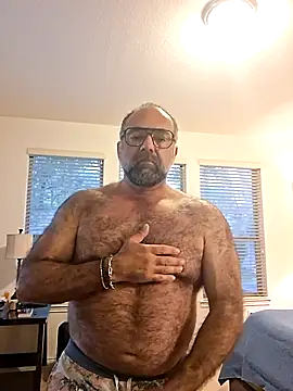 Snapshot of chainjulious chatting on April 20, 12:52 pm chainjulious online show from April 20, 12:52 pm