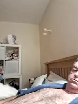 Snapshot of jonjoey123 chatting on December 15, 7:23 am jonjoey123 online show from December 15, 7:23 am