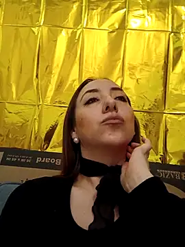 Mia Novikov online show from April 13, 5:07 pm