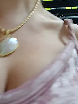 Snapshot of Mia_Novikov chatting on June 4, 8:37 pm Mia Novikov online show from June 4, 8:37 pm