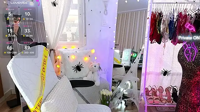 Tawny cox online show from October 4, 7:39 am