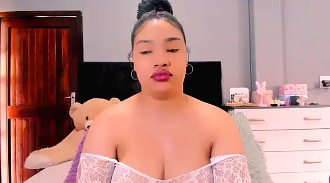 Slim Pleasurexxx online show from December 11, 6:36 am
