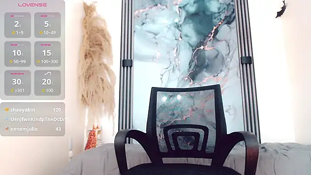 Snapshot of hilary_rodriguez chatting on November 18, 7:07 pm hilary rodriguez online show from November 18, 7:07 pm