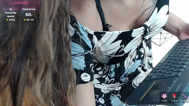 Snapshot of hilary_rodriguez chatting on November 21, 7:34 pm hilary rodriguez online show from November 21, 7:34 pm