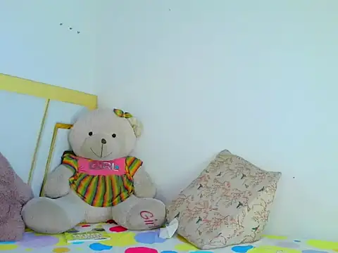 Snapshot of DayanaWood chatting on October 17, 2:19 pm DayanaWood online show from October 17, 2:19 pm