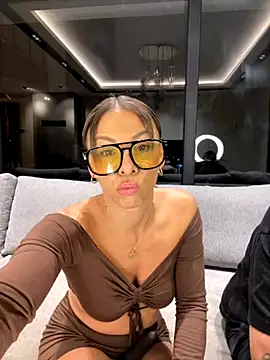 Snapshot of SexOnMyLvL chatting on October 16, 8:32 pm SexOnMyLvL online show from October 16, 8:32 pm