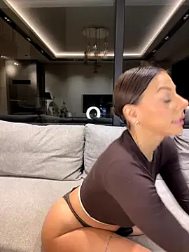 Snapshot of SexOnMyLvL chatting on October 21, 7:36 pm SexOnMyLvL online show from October 21, 7:36 pm