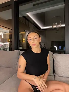 Snapshot of SexOnMyLvL chatting on October 24, 8:27 pm SexOnMyLvL online show from October 24, 8:27 pm