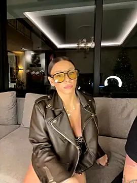 Snapshot of SexOnMyLvL chatting on November 22, 9:03 pm SexOnMyLvL online show from November 22, 9:03 pm