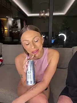 Snapshot of SexOnMyLvL chatting on November 25, 8:09 pm SexOnMyLvL online show from November 25, 8:09 pm