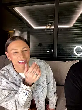 Snapshot of SexOnMyLvL chatting on January 17, 9:51 pm SexOnMyLvL online show from January 17, 9:51 pm