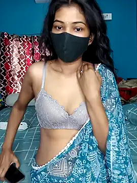 Snapshot of Triha_18 chatting on January 25, 6:23 am Triha 18 online show from January 25, 6:23 am