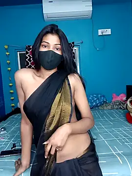 Snapshot of Triha_18 chatting on February 3, 7:21 pm Triha 18 online show from February 3, 7:21 pm