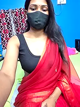 Snapshot of Triha_18 chatting on November 10, 5:56 pm Triha 18 online show from November 10, 5:56 pm