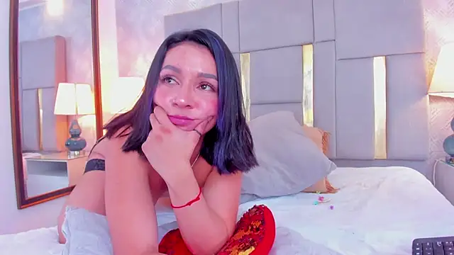 Snapshot of Camilaa_Sanchez_ chatting on January 11, 3:52 pm Camilaa Sanchez online show from January 11, 3:52 pm