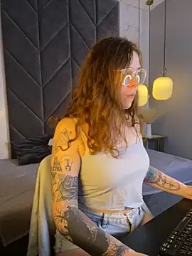 SophiePure online show from October 14, 8:53 pm