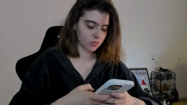 Snapshot of emmamurrr chatting on December 21, 8:32 pm emmamurrr online show from December 21, 8:32 pm