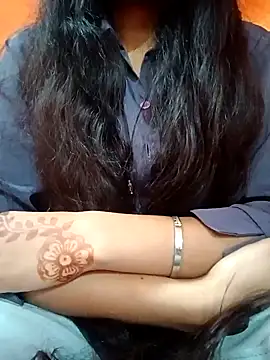 Snapshot of Mangla_Bhabhi chatting on December 29, 3:00 am Mangla Bhabhi online show from December 29, 3:00 am