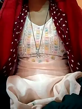 Snapshot of Mangla_Bhabhi chatting on January 3, 2:43 am Mangla Bhabhi online show from January 3, 2:43 am